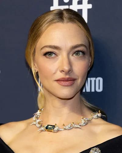 Amanda Seyfried, a Light Spring celebrity example