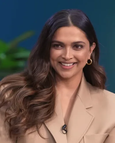 Deepika Padukone, a Warm Spring celebrity example