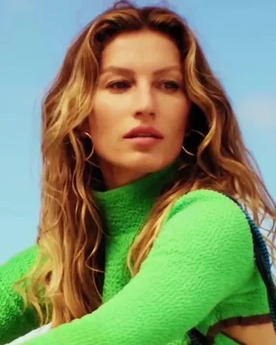 Gisele Bündchen, a Soft Autumn celebrity example