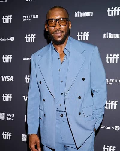 Mahershala Ali, a Cool Winter celebrity example